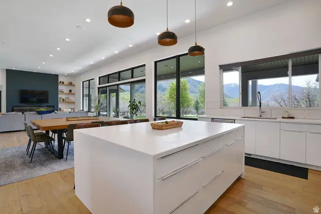 755 S Oak Dr, Woodland Hills, UT 84653 - #3