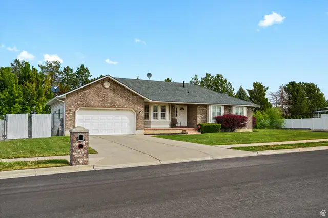 1848 W 1520 N, Clinton, UT 84015 - #2