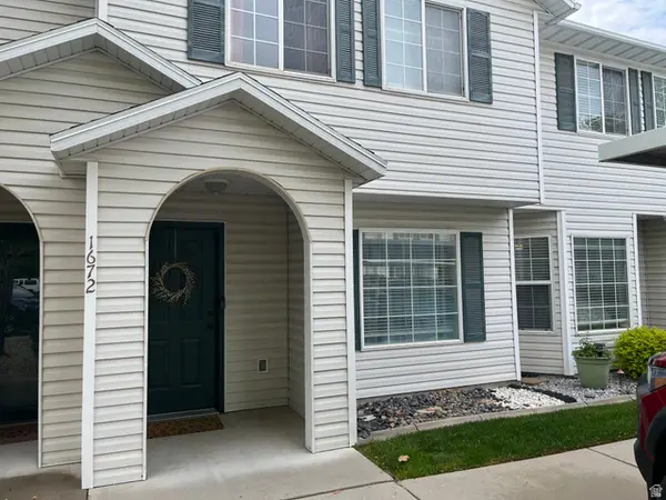1672 S Canyonwoods E, Ogden, UT 84404