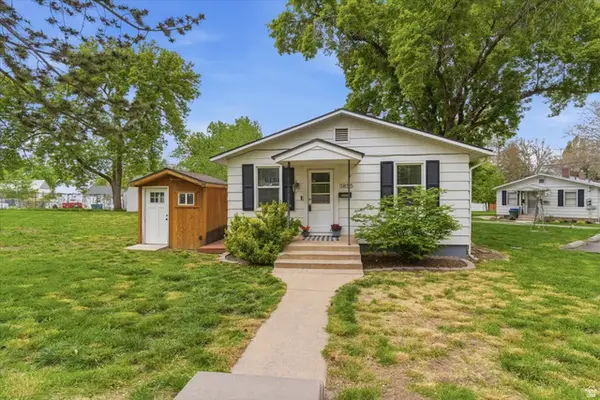 3855 Grandview Dr, Ogden, UT 84403