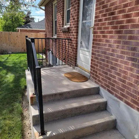 2040 E White Cir, Salt Lake City, UT 84109 - #3