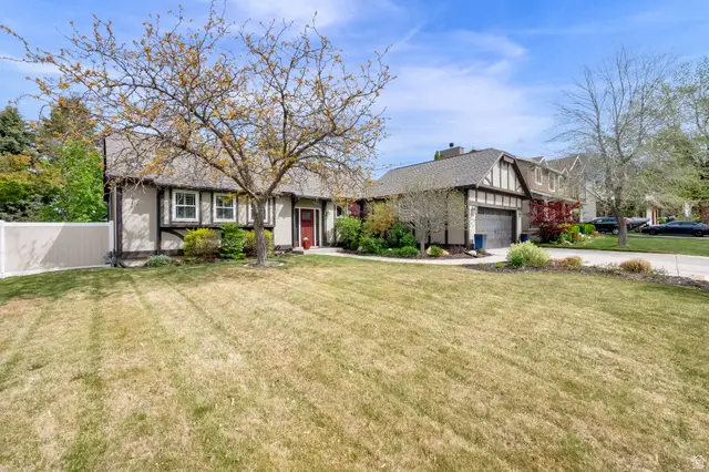 2373 E Glacier Dr S, Sandy, UT 84092 - #2