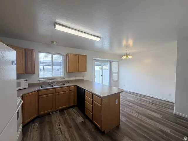 1483 E 1370 S, Provo, UT 84606 - #3