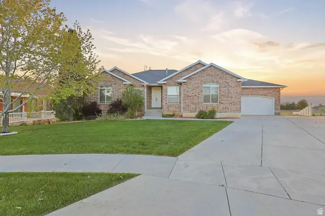 1333 N 1590 W, Clinton, UT 84015 - #1
