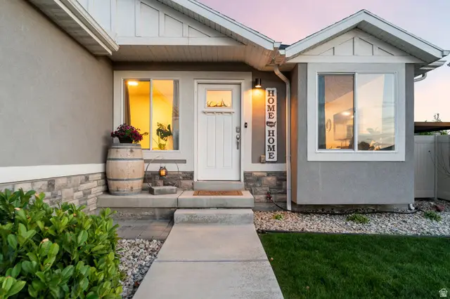 1830 E Cedar Trails Way S, Eagle Mountain, UT 84005 - #2