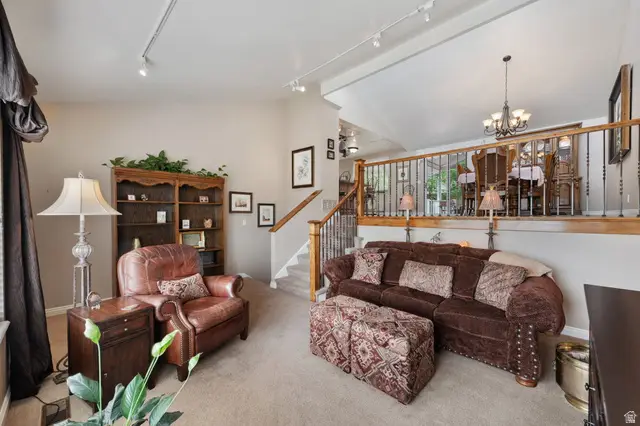 4486 S Sussex Pl, West Valley City, UT 84119 - #3