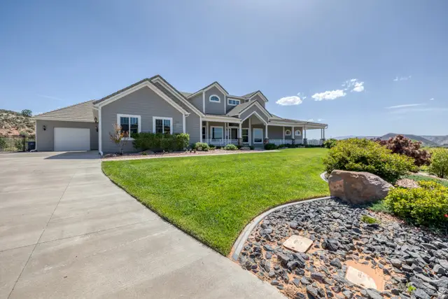 947 W Amethyst Dr, Saint George, UT 84770 - #3