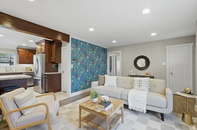 979 E Lorraine Ave, Salt Lake City, UT 84106 - #3