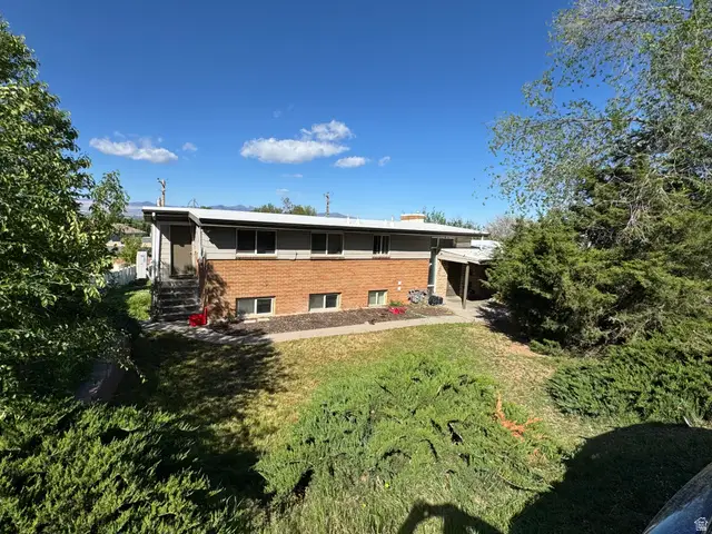 1766 E Southwoodside Dr, Holladay, UT 84124 - #2