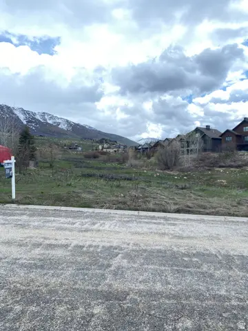 5522 E Buckhorn Dr N, Eden, UT 84310