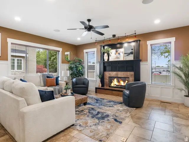 663 N 100 E, Springville, UT 84663 - #3