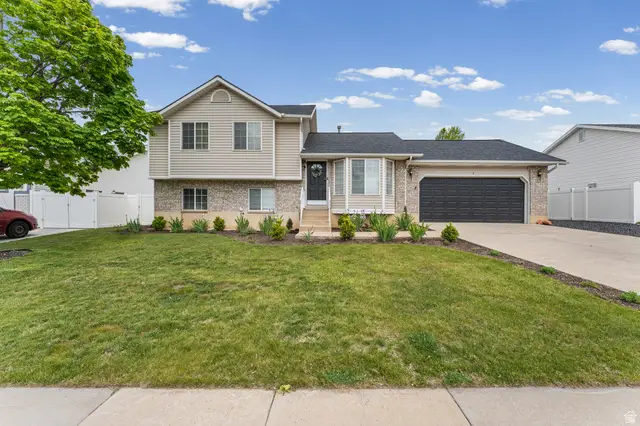 3 E Alfred Ave, Kaysville, UT 84037 - #1