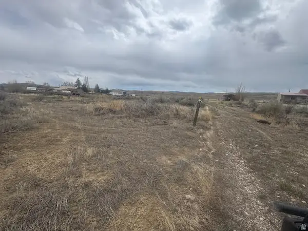 550 E Captian Cove Dr S #17, Manila, UT 84046