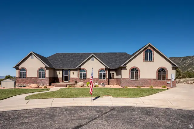 1049 E Fenwick Way, Cedar City, UT 84721 - #2