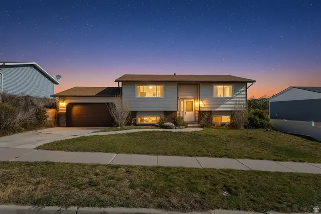 6048 W Borax Ave, Kearns, UT 84118 - #1