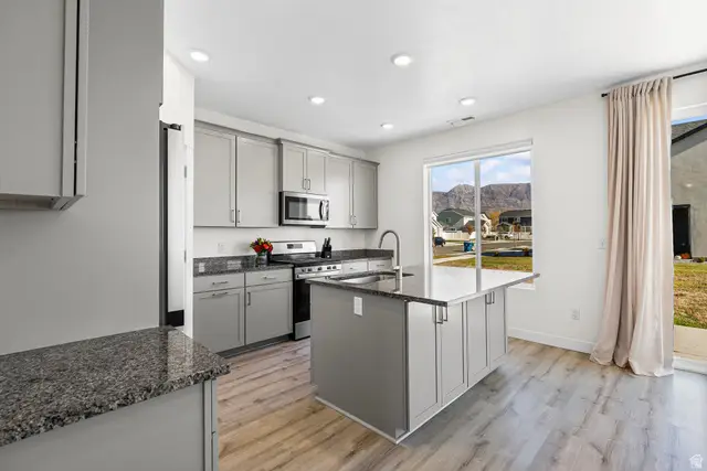 703 S 850 W, American Fork, UT 84003 - #3