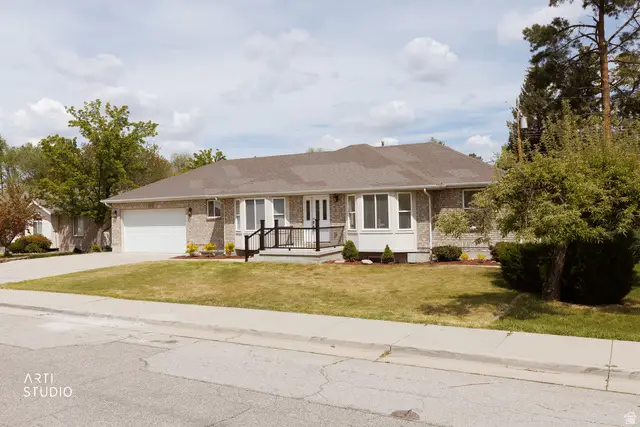 1901 E Frontier Rd, Holladay, UT 84121 - #2