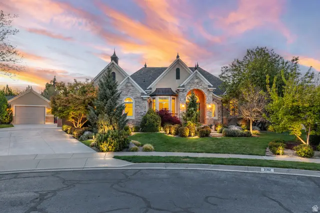 2312 W Gallant Fox Ct S, South Jordan, UT 84095 - #1