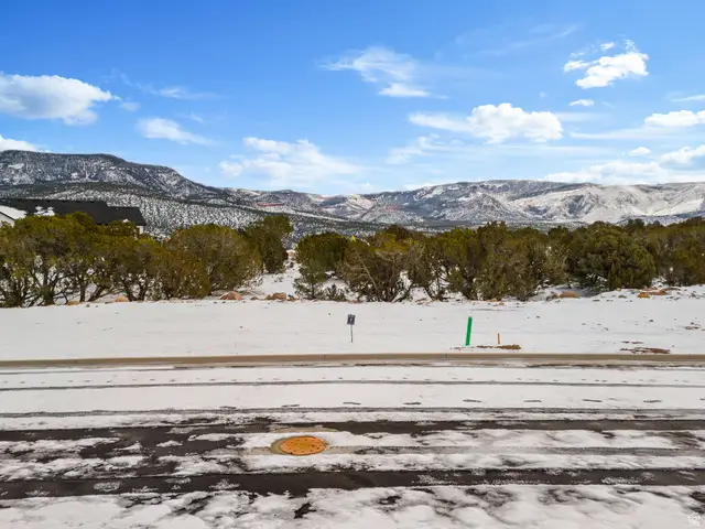 3131 W Moon Crest Dr #7, Cedar City, UT 84720 - #2