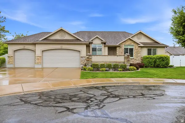 312 W Escala Ln, Centerville, UT 84014