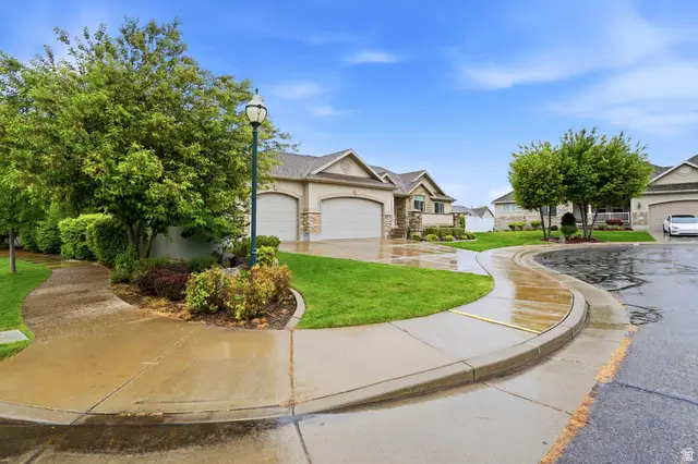 312 W Escala Ln, Centerville, UT 84014 - #2