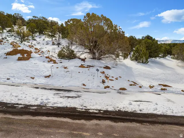 3253 W Moon Crest Dr #14, Cedar City, UT 84720 - #1