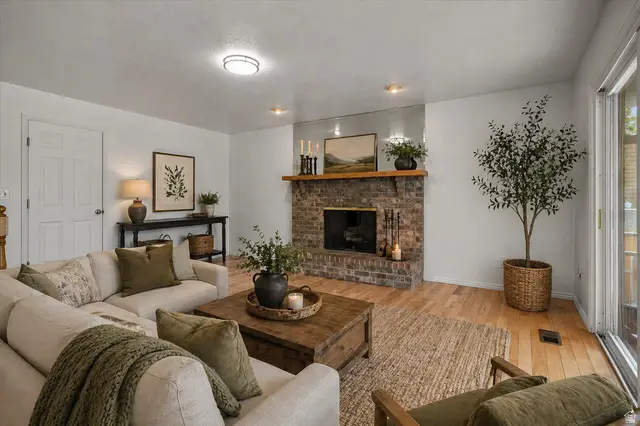 146 S Coleman St, Tooele, UT 84074 - #2