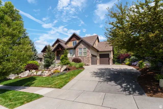 1727 Deer Crest Dr, Fruit Heights, UT 84037 - #2