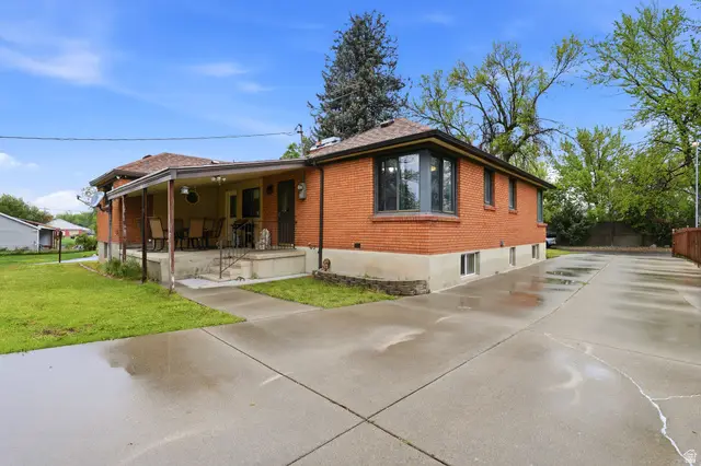 2252 E 6450 S, Cottonwood Heights, UT 84121 - #3