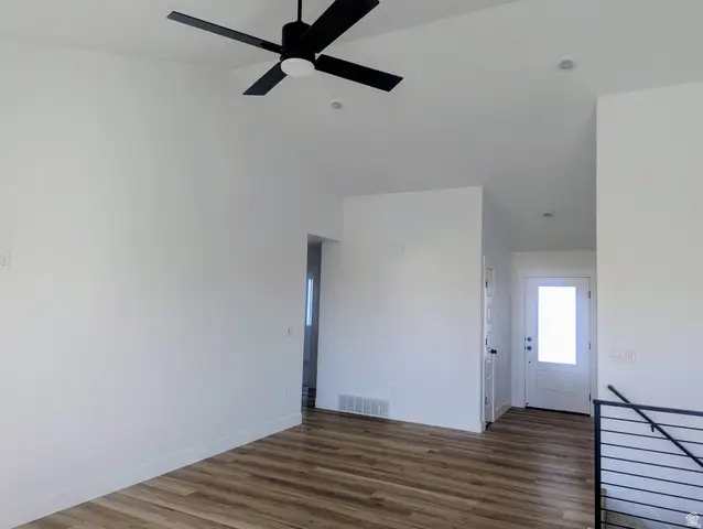 1877 N Mantle Way #402, Tooele, UT 84074 - #2