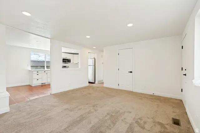 5643 S 4015 W, Taylorsville, UT 84129 - #3