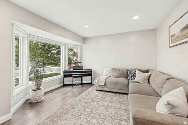 8337 S Etude Dr W, West Jordan, UT 84088 - #3