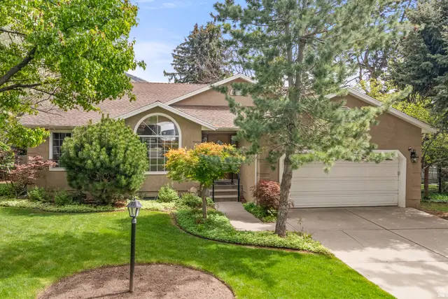11831 S Hidden Valley Club Dr, Sandy, UT 84092 - #1
