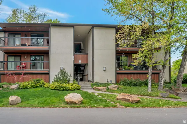 5572 S Marshwood #UNIT E, Murray, UT 84107 - #1