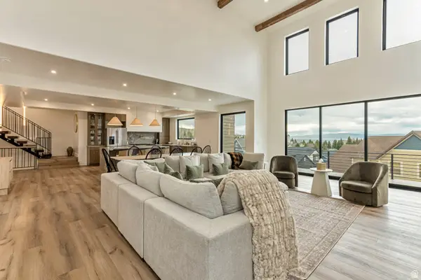 681 N Lochwood Dr, Garden City, UT 84028