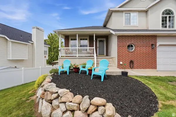581 E Compass Cir N, North Salt Lake, UT 84054