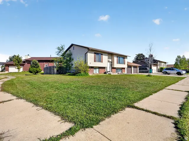 5592 S 3975 W, Roy, UT 84067 - #3