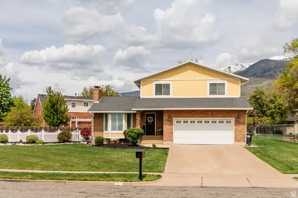 39 S Village Way E, Fruit Heights, UT 84037