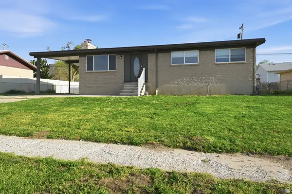 698 E Oquirrh Ave, Tooele, UT 84074