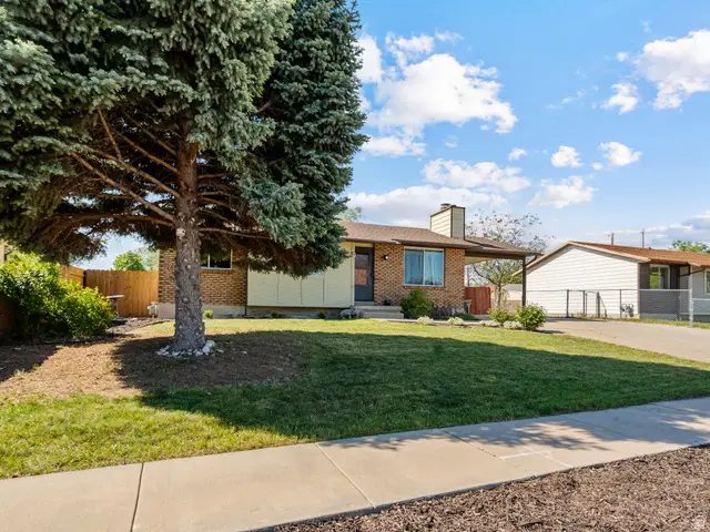 4107 W Kestrel Dr S, West Valley City, UT 84120 - #2
