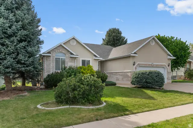 1369 N 2925 W, Layton, UT 84041 - #2