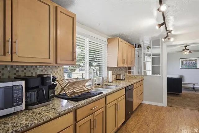 962 N Monroe Blvd, Ogden, UT 84404 - #2