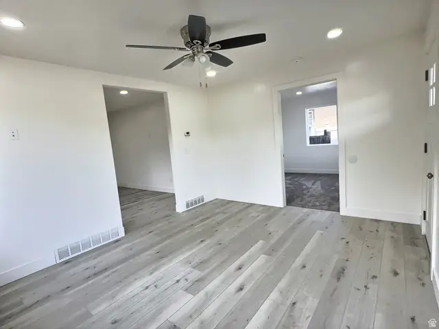 640 S Navajo St, Salt Lake City, UT 84104 - #3