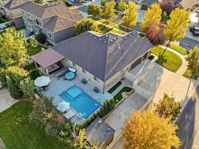 12113 S Aiden Ridge Dr W, Draper, UT 84020 - #3