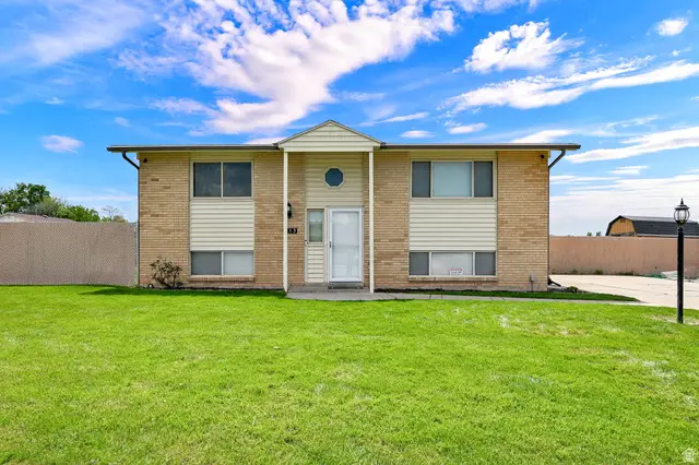 713 W 2200 N, Clinton, UT 84015 - #1