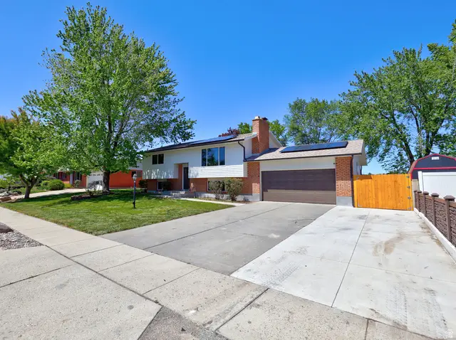 807 E Dusty Rock Cir, Sandy, UT 84094 - #3