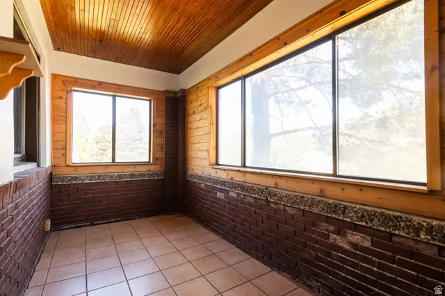 1216 E Bryan Ave, Salt Lake City, UT 84105 - #3