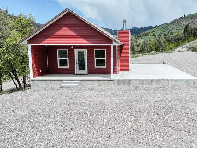 916 N Bonneville Rd, Preston, ID 83263 - #1