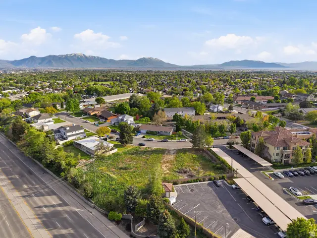 1863 Terrace Dr, Orem, UT 84097 - #3