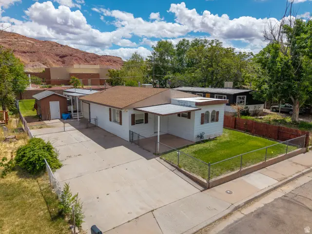 476 N Cliffview Dr, Moab, UT 84532 - #3